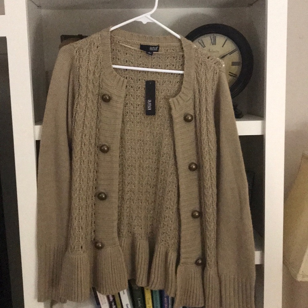 Ana sweater